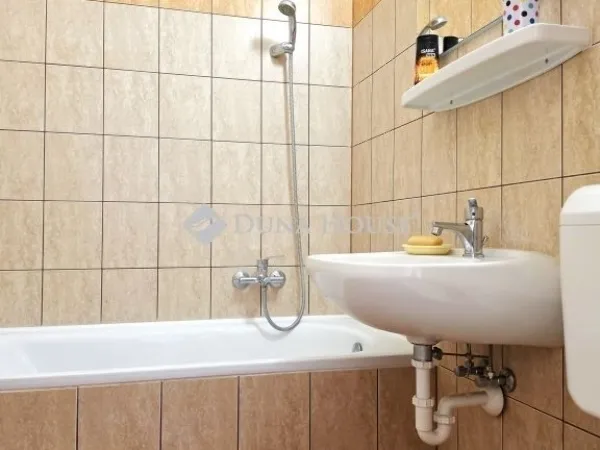 Eladó lakás Pécs, Kertváros 39 nm