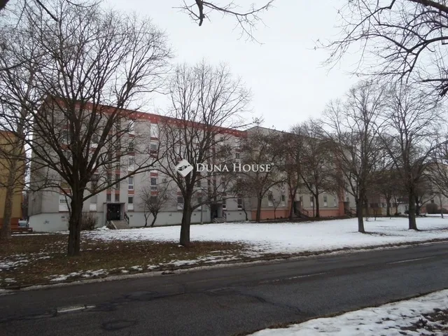 Eladó lakás Pécs, Kertváros 52 nm