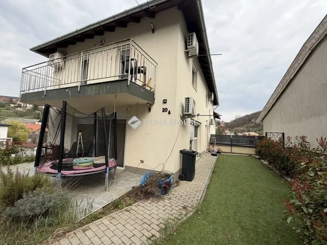 Eladó ház Pécs, Ürög 106 nm