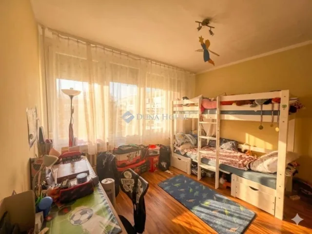 Eladó lakás Pécs, Kertváros 54 nm