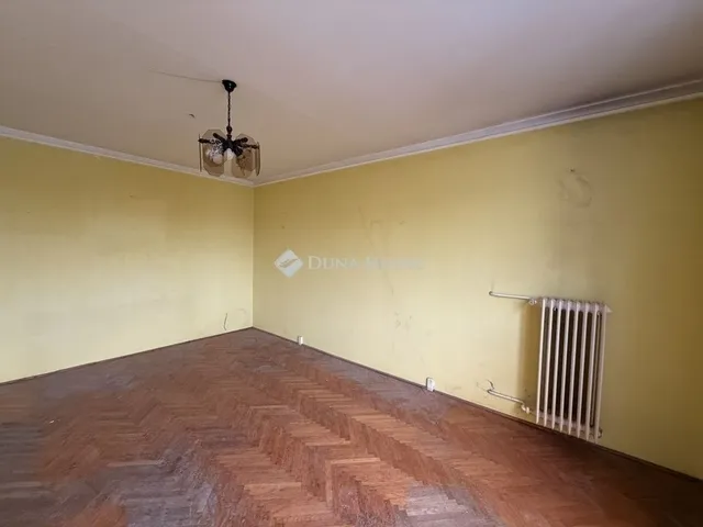 Eladó lakás Pécs, Kertváros 35 nm