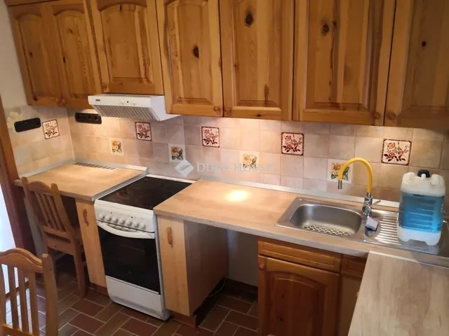 Eladó ház Nagykozár 100 nm