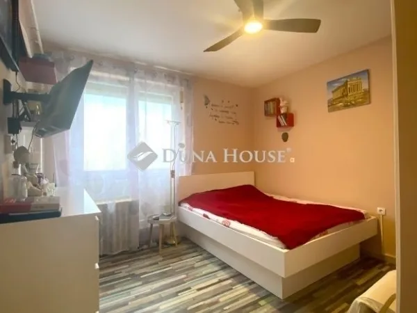 Eladó lakás Pécs, Kertváros 59 nm