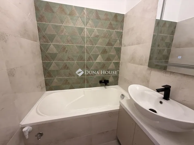 Eladó lakás Pécs, Egyetemváros 52 nm