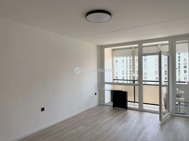 Eladó lakás Pécs, Kertváros 52 nm