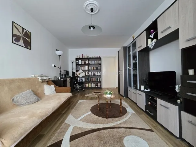 Eladó lakás Pécs, Kertváros 52 nm