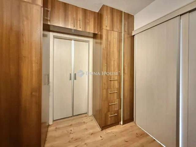 Eladó lakás Pécs, Kertváros 39 nm