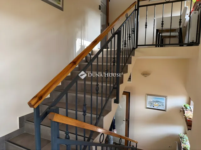 Eladó lakás Pécs, Belváros 73 nm