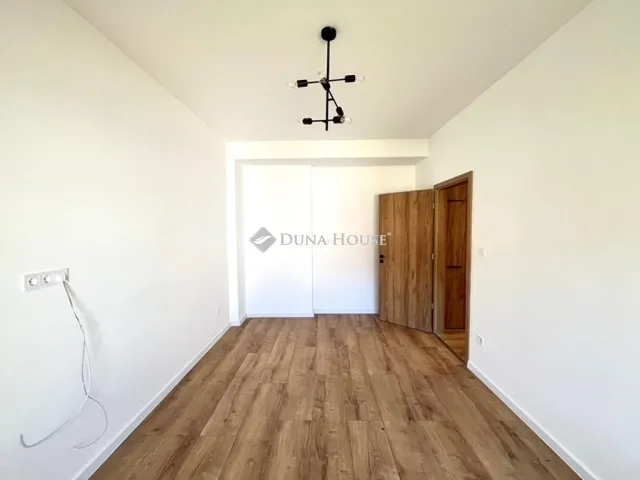 Eladó lakás Pécs, Belváros 67 nm