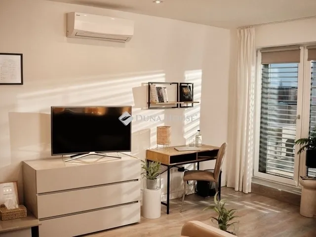 Eladó lakás Pécs, Egyetemváros 70 nm