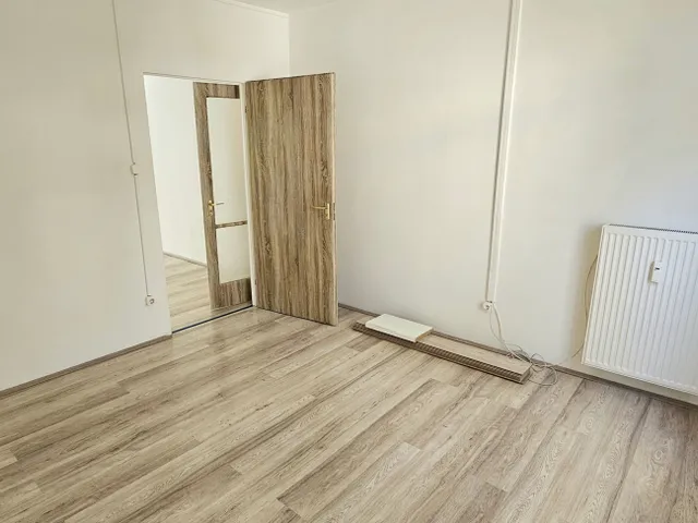Eladó lakás Pécs, Kertváros 52 nm