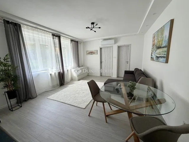 Eladó lakás Pécs 45 nm