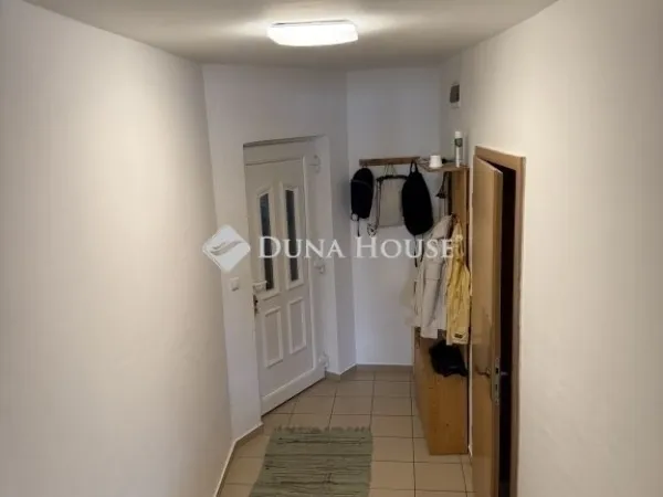 Eladó lakás Pécs, Mecsekoldal 91 nm