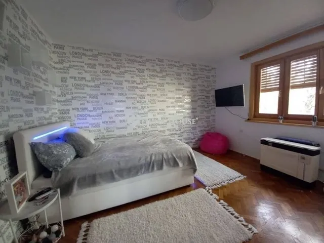 Eladó lakás Pécs, Mecsekoldal 67 nm