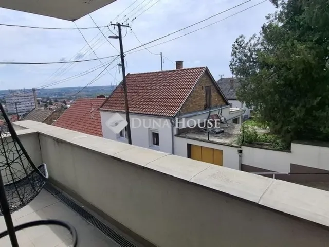 Eladó lakás Pécs, Belváros 65 nm
