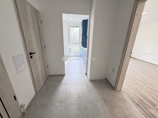 Eladó lakás Pécs, Kertváros 40 nm