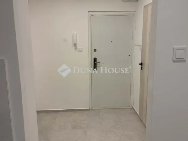 Eladó lakás Pécs, Kertváros 40 nm