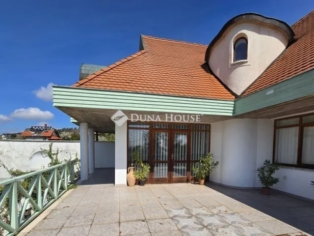 Eladó ház Pécs, Mecsekoldal 210 nm