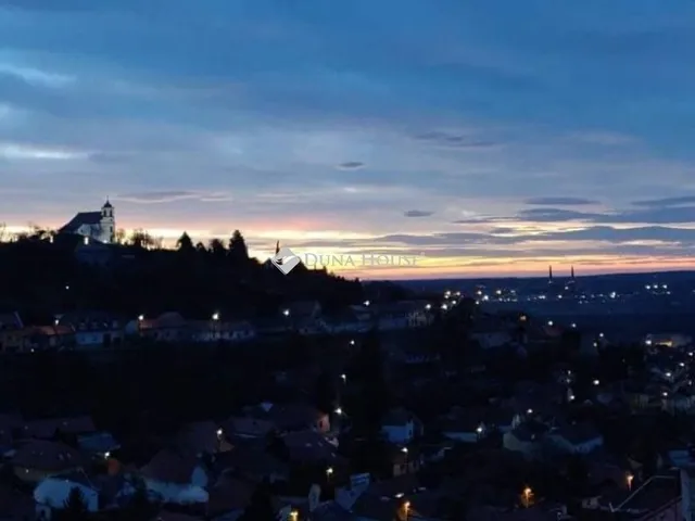 Eladó lakás Pécs, Tettye 39 nm