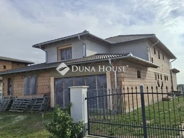 Eladó ház Mohács 333 nm