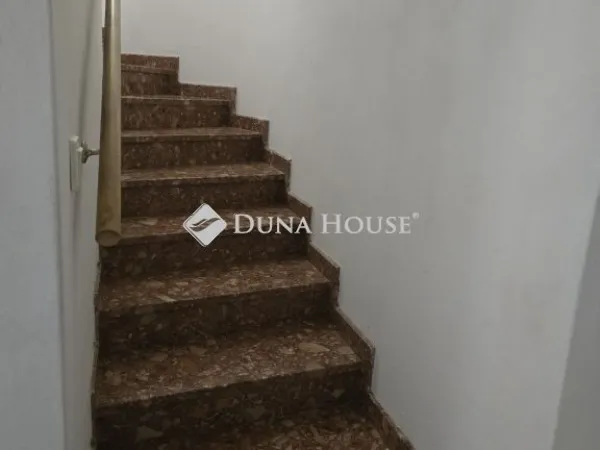 Eladó ház Pécs 210 nm