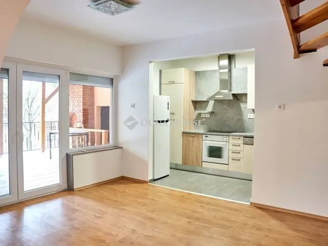 Eladó ház Pécs, Málom 168 nm