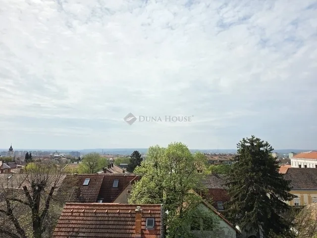 Eladó lakás Pécs, Belváros 35 nm
