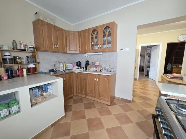 Eladó ház Kozármisleny 200 nm