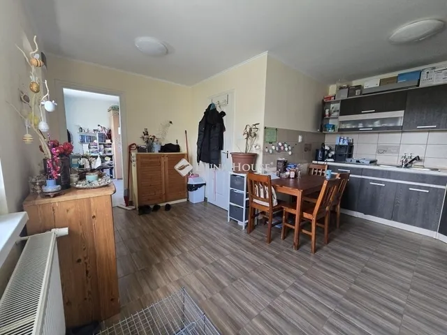 Eladó ház Kozármisleny 200 nm