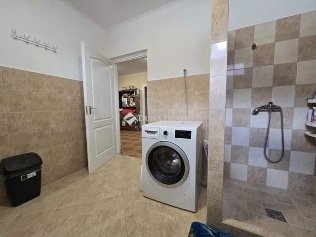 Eladó ház Kozármisleny 200 nm