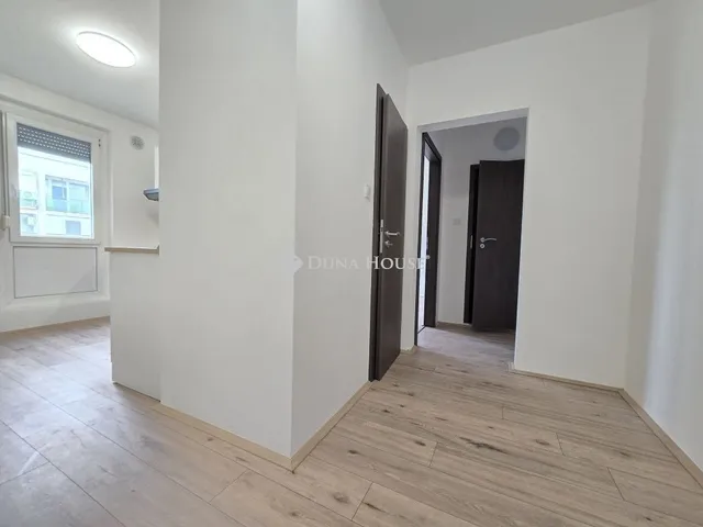 Eladó lakás Pécs, Kertváros 50 nm