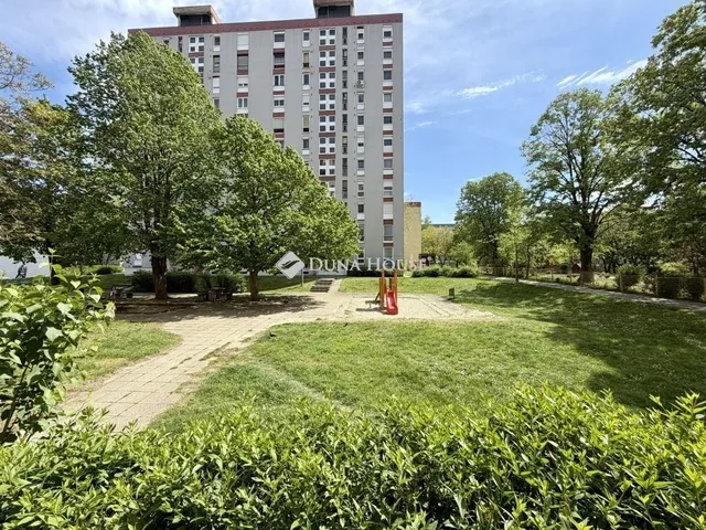 Eladó lakás Pécs, Kertváros 62 nm