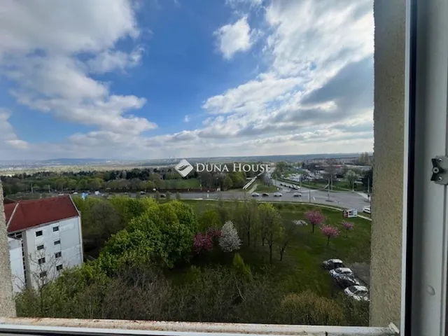 Eladó lakás Pécs, Kertváros 73 nm