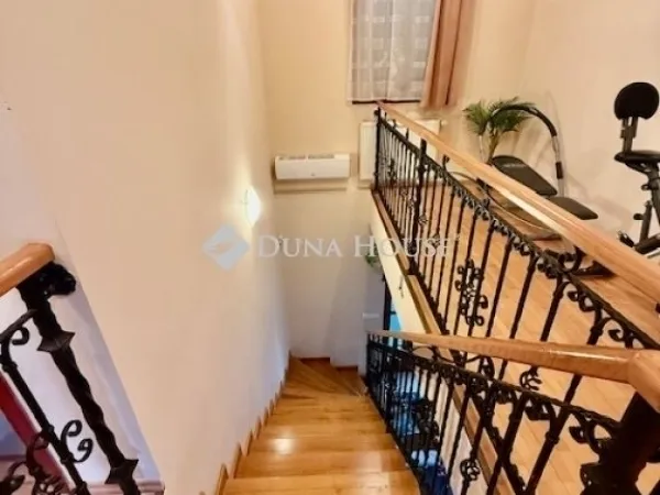 Eladó ház Pécs, Belváros 220 nm