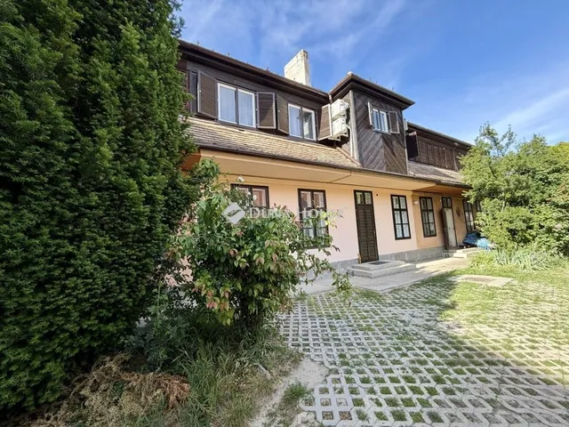 Eladó lakás Pécs 85 nm