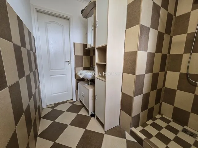 Eladó ház Kozármisleny 200 nm