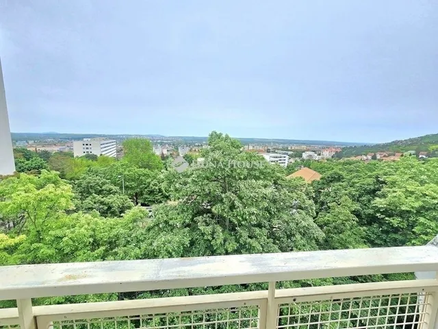 Eladó lakás Pécs, Mecsekoldal 57 nm