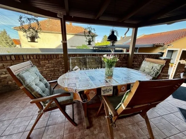 Eladó ház Pécs, Belváros 220 nm