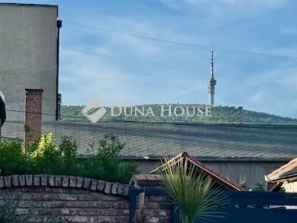 Eladó ház Pécs, Belváros 220 nm