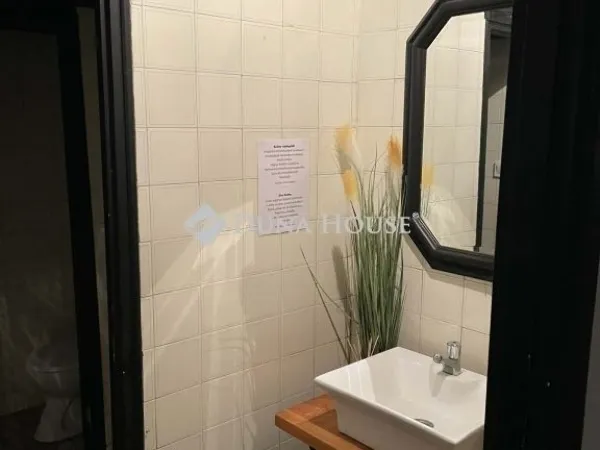 Eladó ház Pécs, Belváros 200 nm