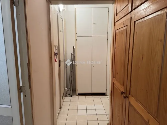 Eladó lakás Pécs, Kertváros 39 nm
