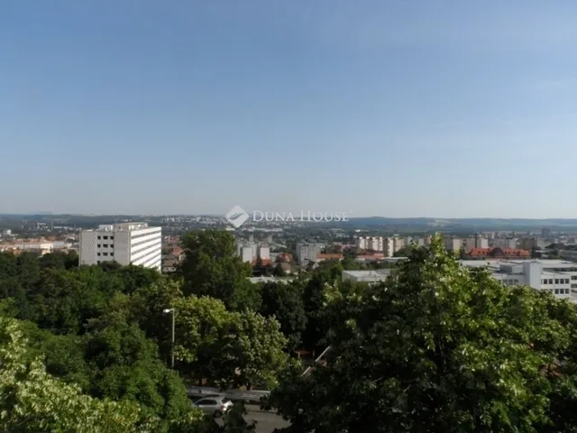 Eladó lakás Pécs 57 nm