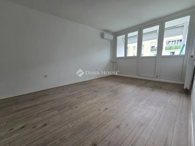 Eladó lakás Pécs, Kertváros 50 nm
