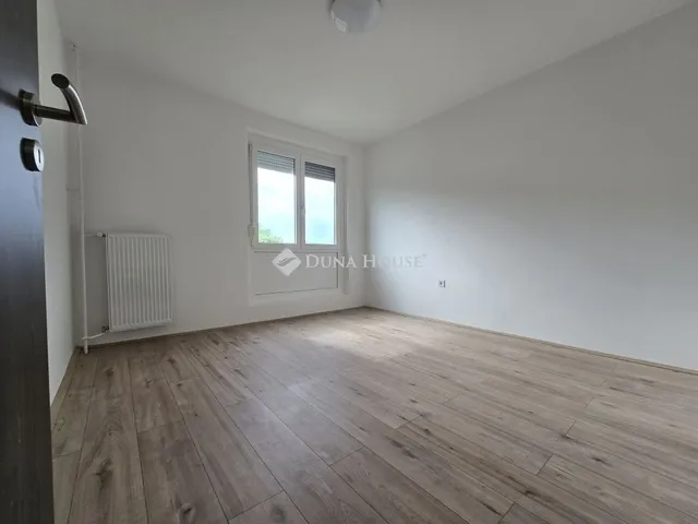 Eladó lakás Pécs, Kertváros 50 nm