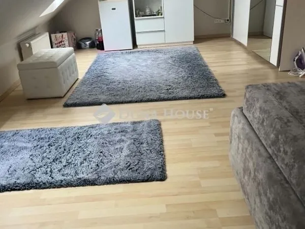 Eladó lakás Kozármisleny 98 nm