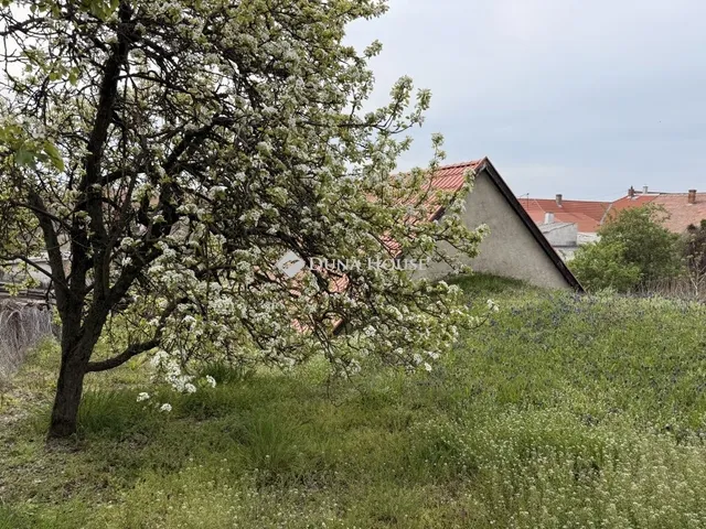 Eladó ház Pécs, Rácváros 120 nm