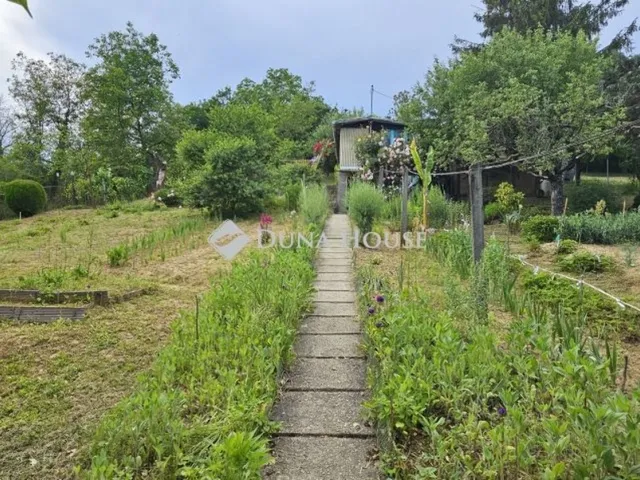 Eladó telek Komló 2107 nm