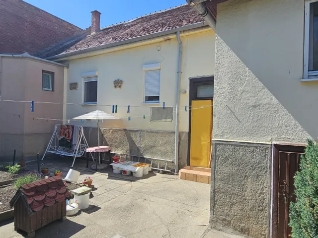 Eladó ház Pécsvárad 166 nm