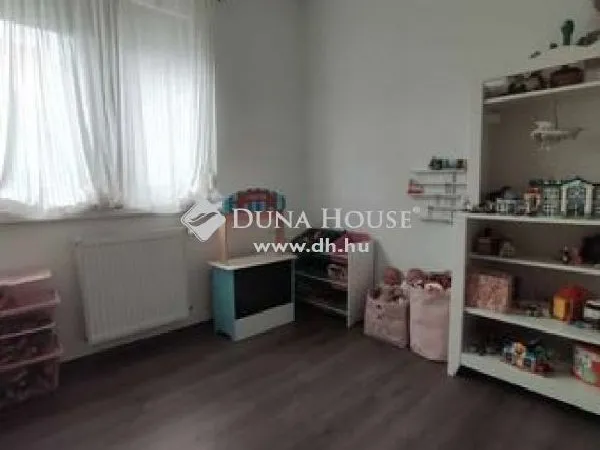 Eladó ház Pécs 200 nm
