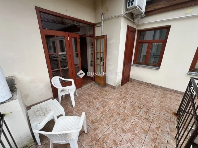 Eladó lakás Pécs, Belváros 85 nm